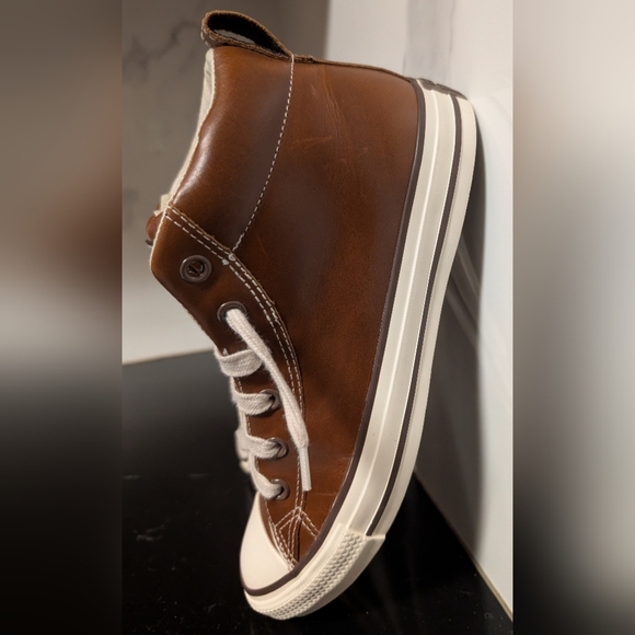 Chuck Taylor All Star Street Mid 'Pinecone’ Leather Sneakers Size 8 MSRP $160 - Picture 7 of 10